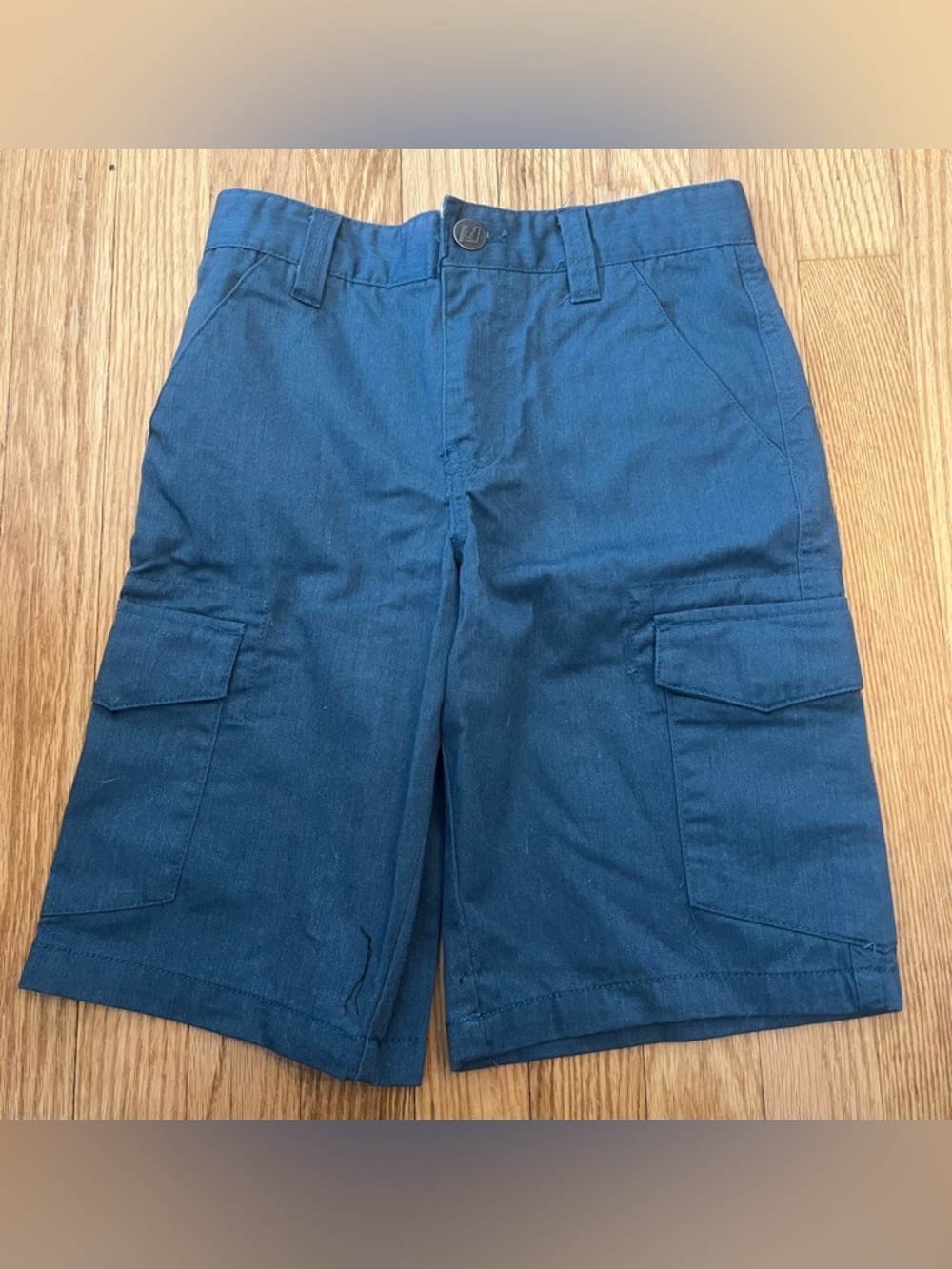NWOT Boys Navy Blue Cargo Shorts with Utility Pockets Size 8